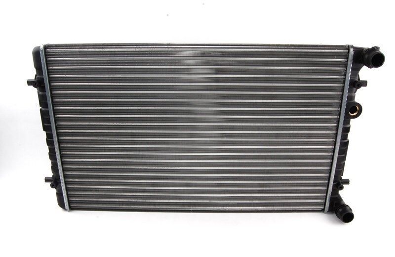 Volkswagen Golf 4 / Bora / Audi A3 / Seat Toledo Su Radyatörü