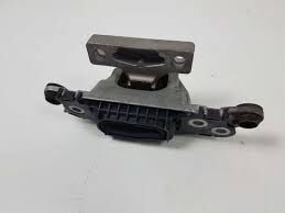 Opel / Astra K B14XFT Otomatik Vites Ön Sağ Motor Kulağı