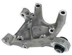 Opel / İnsignia B Arka Taşıyıcı Sol Orijinal