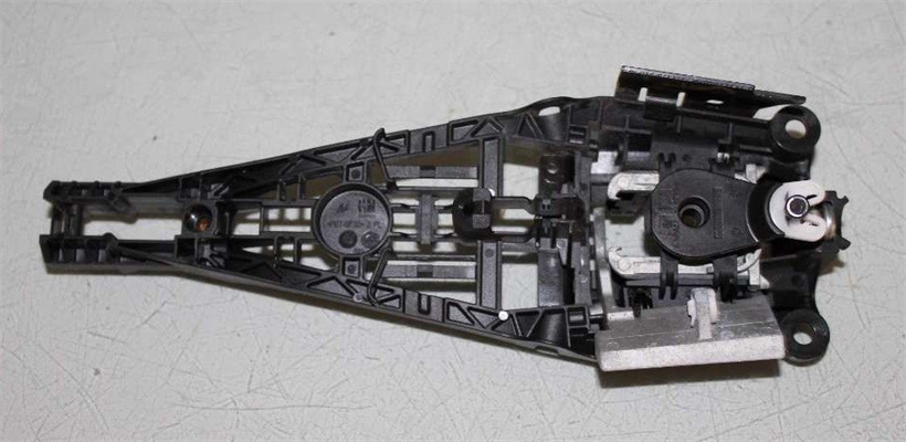 Opel / Astra J Dış Açma Kolu İç Braketi Ön Sol GM