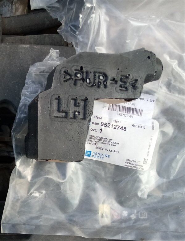 Chevrolet / Yeni Aveo (T300)  Motor Kaput Süngeri Sol Taraf