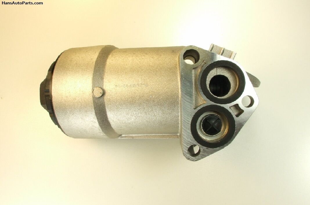 Yağ Filtre Gövdesi - AGZ - Motor - 2.3 TDİ - Bora - 1999 - 2001 - 066115403