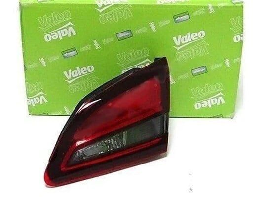 Opel / Astra J Sedan Sağ iç Stop Lambası  Valeo Marka