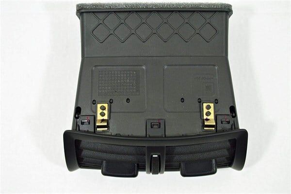 Opel / Insignia A Arka Havalandırma Muzulu GM