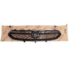 Opel / Corsa F 2020 Ön Panjur Orijinal