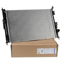 Opel / Combo E 1.5 Dizel Su Radyatörü Orijinal