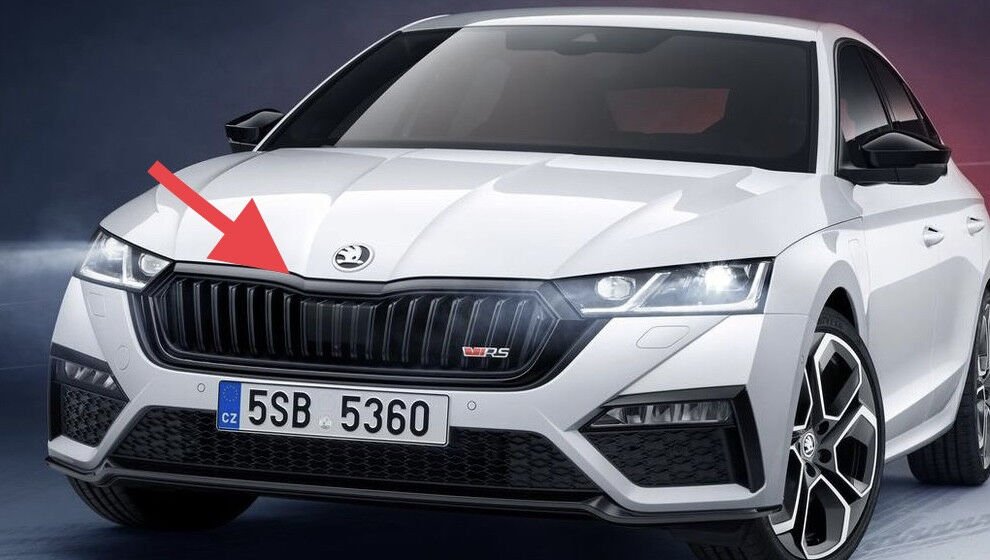 Skoda Octavia 2021 Sonrası Panjur Çerçevesi Siyah