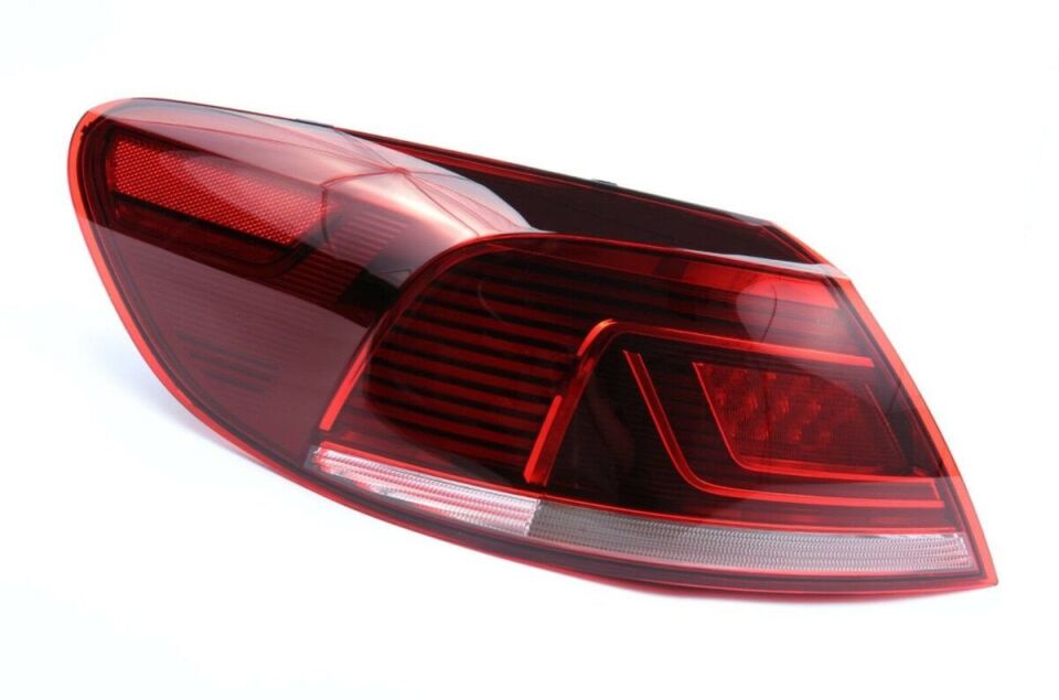Volkswagen Passat CC Sol Arka Dış Stop Çamurluğu
